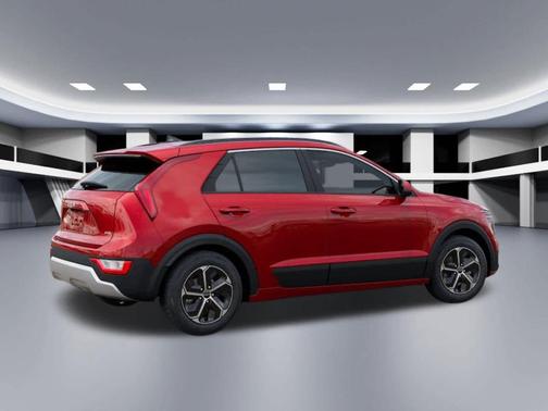 2025 Kia Niro LX