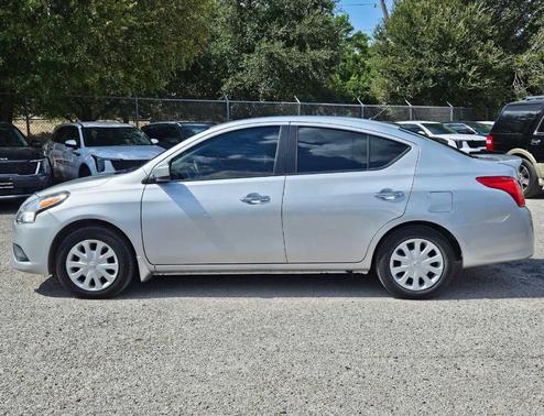 2019 Nissan Versa 1.6 SV