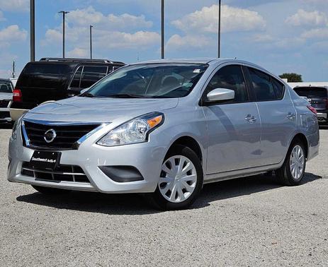2019 Nissan Versa 1.6 SV