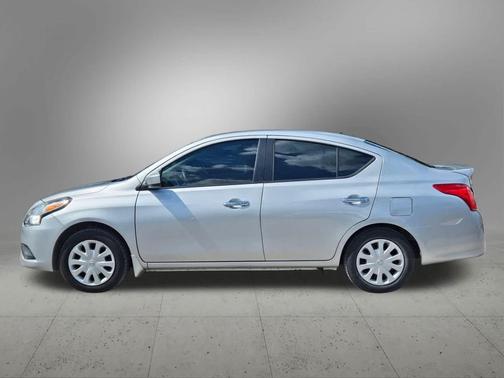 2019 Nissan Versa 1.6 SV