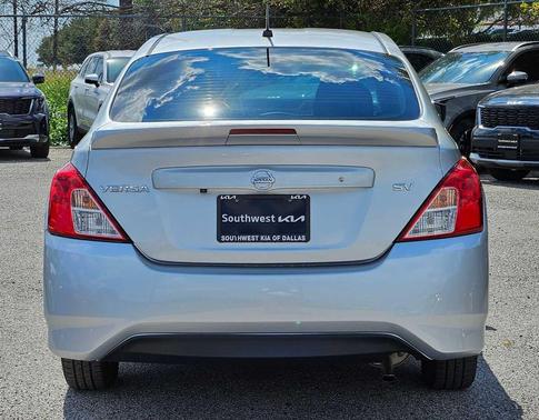 2019 Nissan Versa 1.6 SV
