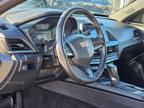 2023 Cadillac CT4 Premium Luxury