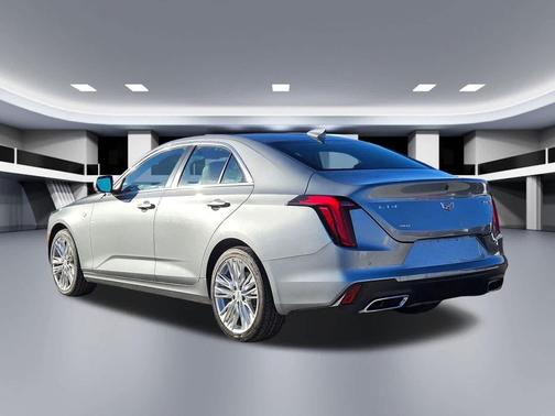 2023 Cadillac CT4 Premium Luxury