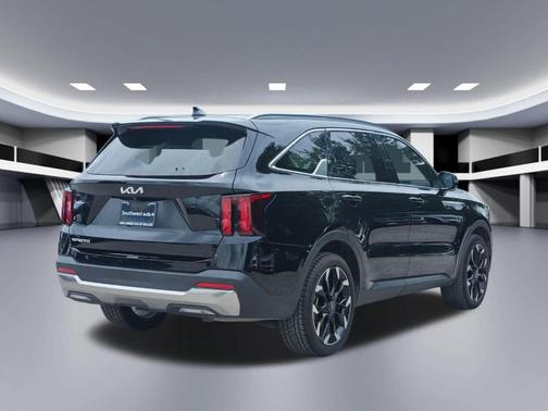 Ebony Black 2024 Kia Sorento EX