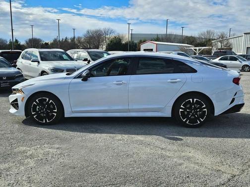 2024 Kia K5 GT-Line