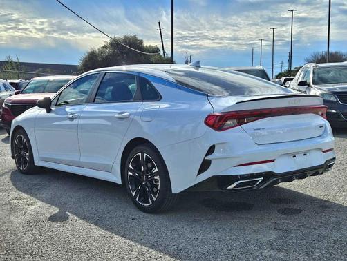 2024 Kia K5 GT-Line