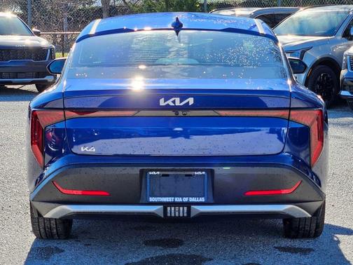2025 Kia K4 EX