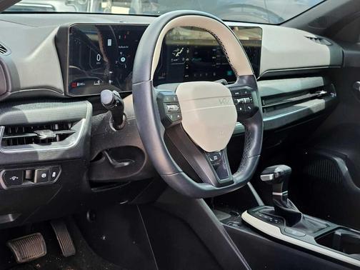 Wave Blue 2025 Kia K4 GT-Line