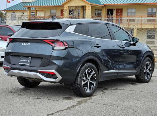 2023 Kia Sportage EX