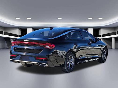 2023 Kia K5 LXS