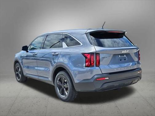 2022 Kia Sorento LX