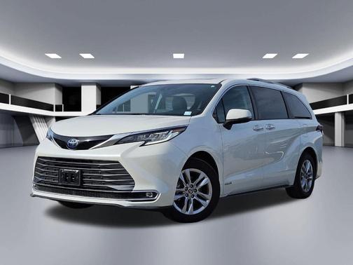 2021 Toyota Sienna Limited