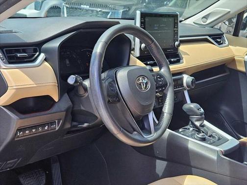 2022 Toyota RAV4 Limited
