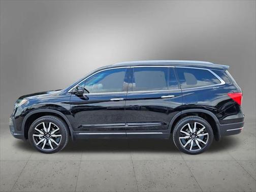 2022 Honda Pilot Touring 7-Passenger