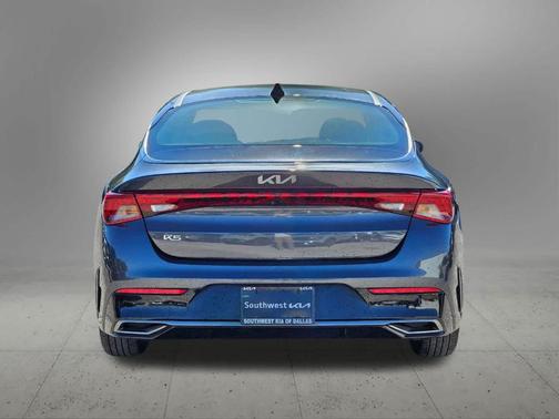 2023 Kia K5 LXS
