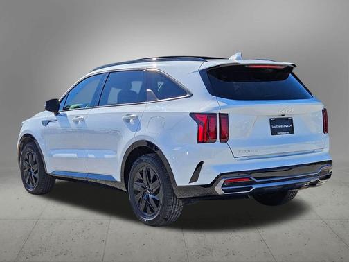 2023 Kia Sorento S