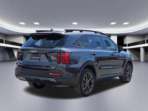Gray 2023 Kia Sorento X-Line EX