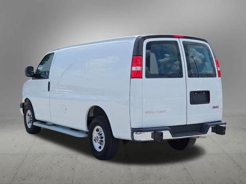 2023 GMC Savana 2500 Work Van