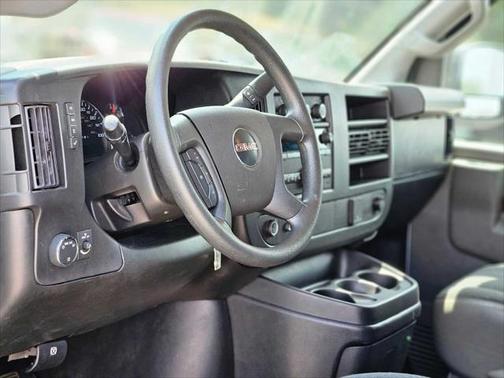 2023 GMC Savana 2500 Work Van