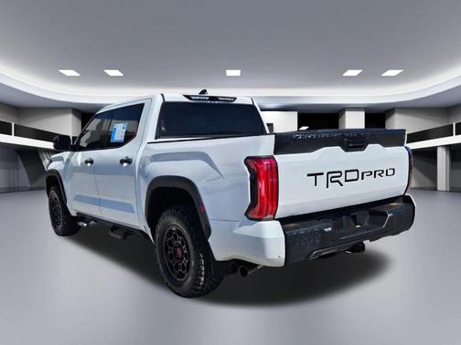 Ice 2024 Toyota Tundra Hybrid TRD Pro