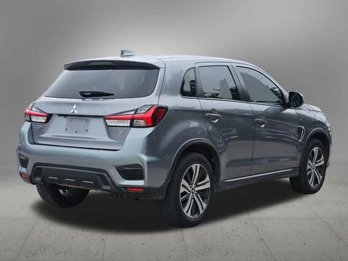 2020 Mitsubishi Outlander Sport SE 2.0