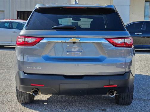 2020 Chevrolet Traverse LS