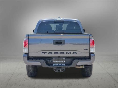 2020 Toyota Tacoma TRD Sport