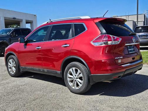 2016 Nissan Rogue SV