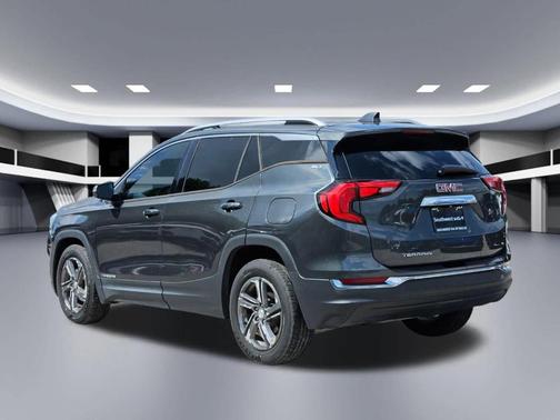 Graphite Gray Metallic 2019 GMC Terrain SLT