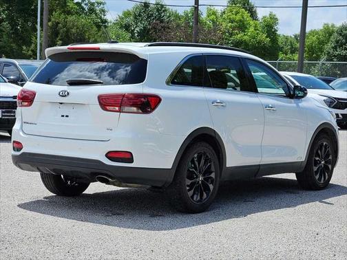 2020 Kia Sorento S V6