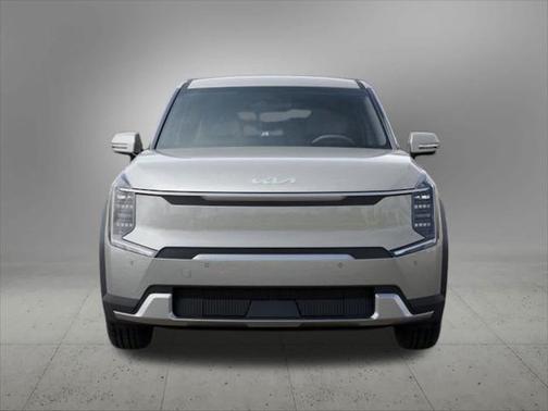 2026 Kia EV9 Light Short Range