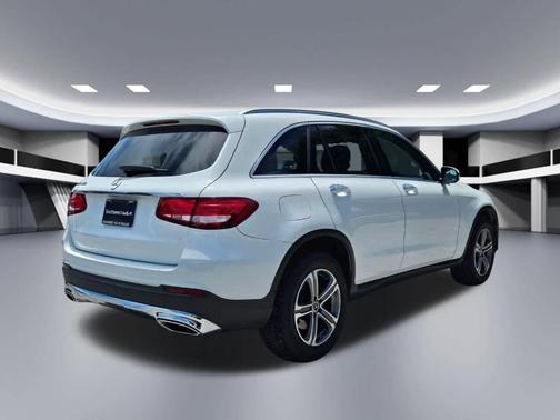 Polar White 2019 Mercedes-Benz GLC 300 Base