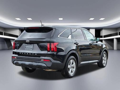 2021 Kia Sorento LX