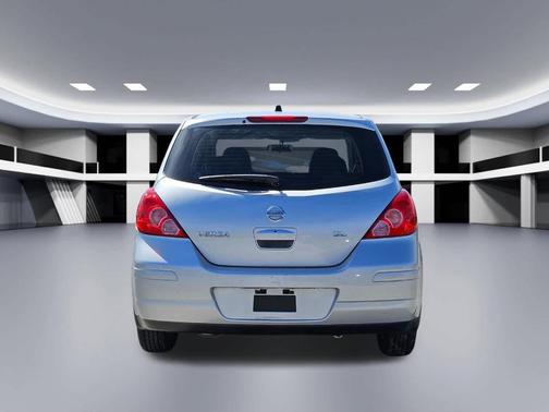 2009 Nissan Versa 1.8 SL