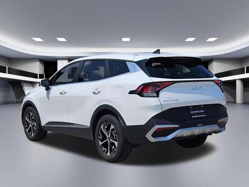 Glacial White Pearl 2023 Kia Sportage EX