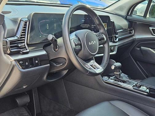 Glacial White Pearl 2023 Kia Sportage EX