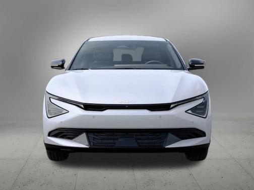 2025 Kia EV6 Wind