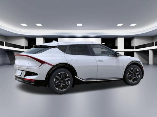 Glacier White Pearl 2025 Kia EV6 Wind