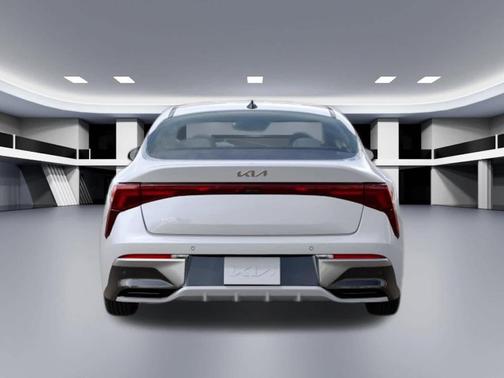 Snow White Pearl 2026 Kia K5 LXS