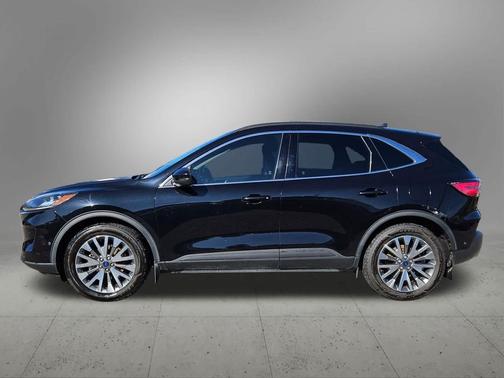 2020 Ford Escape Titanium Hybrid