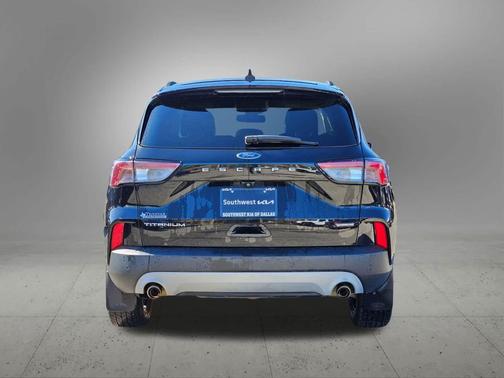 2020 Ford Escape Titanium Hybrid