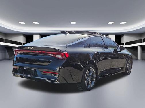 2023 Kia K5 EX