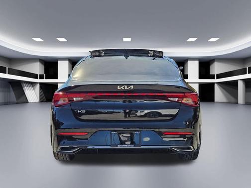 2023 Kia K5 EX