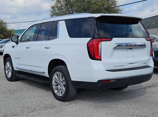 2021 GMC Yukon SLT
