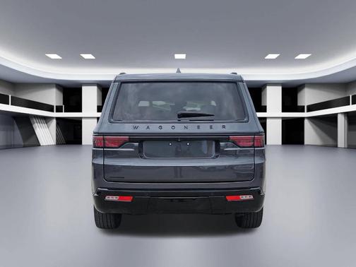 Metallic 2023 Jeep Wagoneer Series II