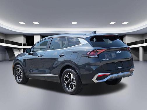 Gravity Gray 2024 Kia Sportage LX