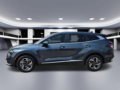 Gravity Gray 2024 Kia Sportage LX