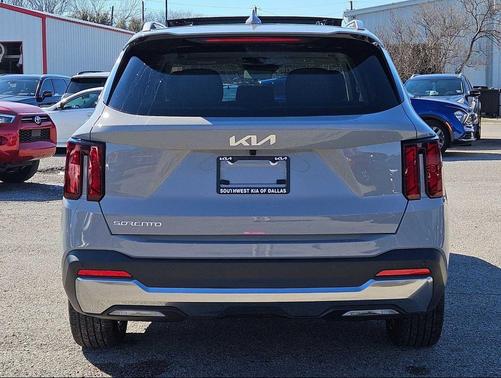 2025 Kia Sorento S