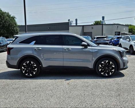 2024 Kia Sorento EX