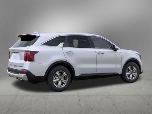 2025 Kia Sorento LX